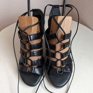 Esprit black size 7 shoe.